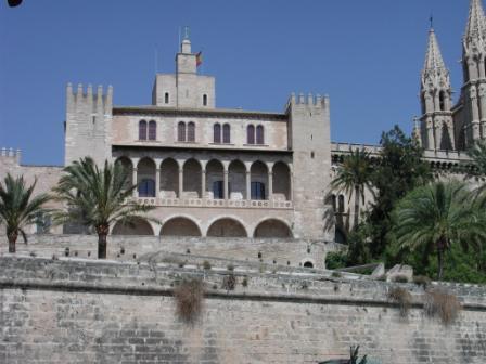 Palau de I'Almudiana